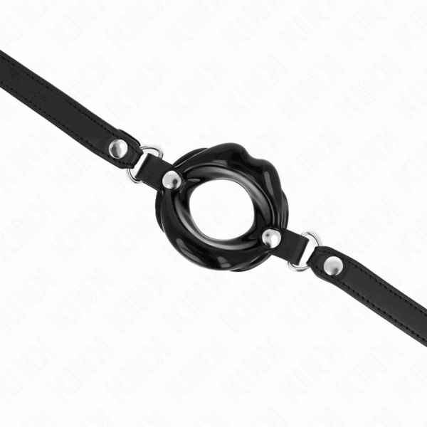 KINK - MORDAZA LABIAL 8 CM CON CORREA DE POLIPIEL NEGRO 63 x 2 CM AJUSTABLE 39-58 CM - Imagen 4